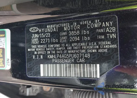 2023 Hyundai Elantra Limited z USA, uszkodzony, nr VIN KMHLP4AG5PU607148